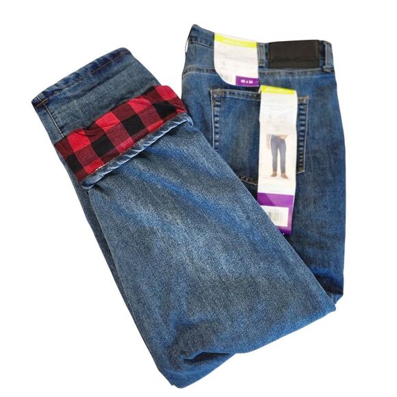 NWT Eddie Bauer‎ Men's Flannel Lined Medium Wash Straight Fit Denim Jeans 40x34 - Picture 1 of 9
